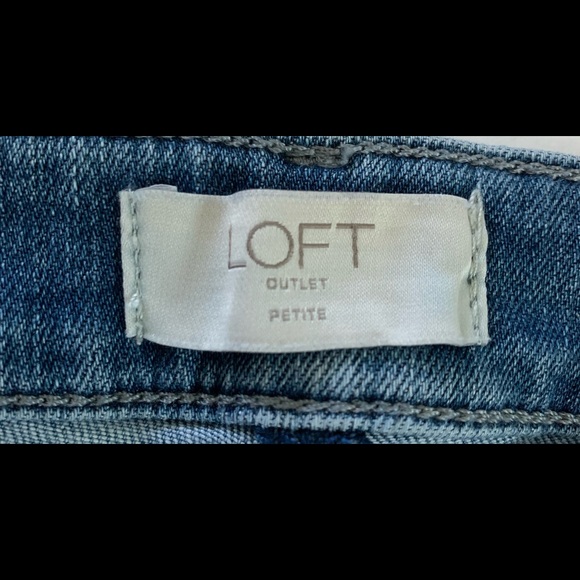 Loft 3/4 wide leg jeans! - Picture 6 of 10